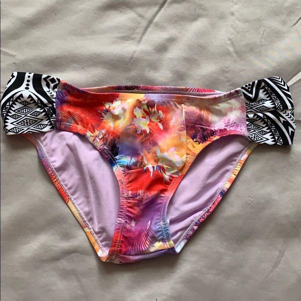 Raisins Bikini Bottom